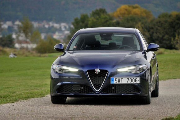 Giulia je nádherná ze všech stran. Verze kombi bude praktičtější.