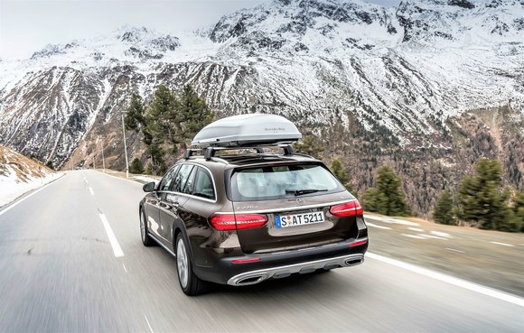 Správný outdoorový výraz podtrhuje vyšší světlá výška (až 156 mm)