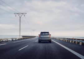 O nebezpečí na silnici budeme včas vědět