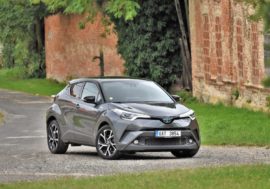 TEST: Toyota C-HR