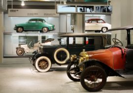 Vyzvednutí nového vozu jako rodinný výlet