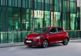 Malé vozy nejvíce kupují začínající řidiči a senioři