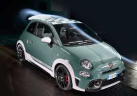 Abarth 695 70°Anniversario vzdává poctu historickým úspěchům (VIDEO)