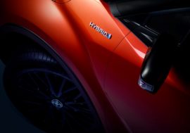 Novou Toyotu C-HR pořídíte i jako hybrid