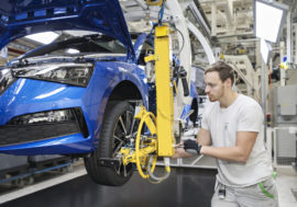 Automobilový průmysl v ČR roste