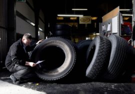 Pneumatika Bridgestone Duravis R002 excelovala v testech na mokru