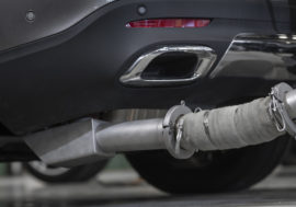 S koupí příštího vozu budete muset akceptovat nové trendy