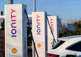 Shell bude nabízet rychlé dobíjení elektromobilů