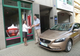 MANAŽER TESTUJE: Volvo V40