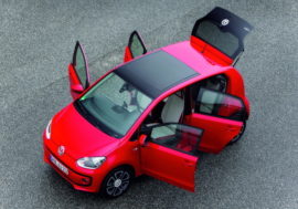 Lidé svěřili prodej vozu bazarům, nyní se na své peníze nedostanou