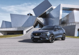 CUPRA Formentor úspěšně zdolal náročnější nárazové testy