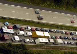 Stáním v koloně přicházíme o peníze, kde je situace nejhorší?