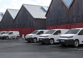 Online nákupy urychlí nástup elektrických dodávek