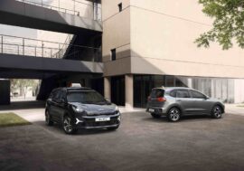 Kia nabízí “nafouknuté” Niro Plus pro zvláštní účely. Na výšku narostlo o 70 mm